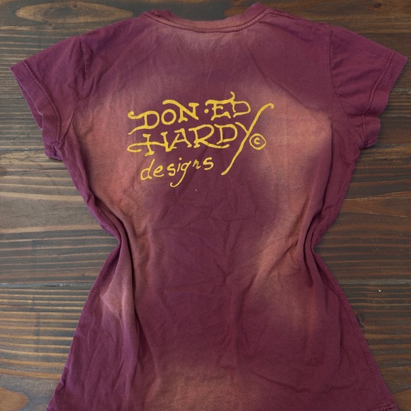 Ed Hardy Maroon Graphic T-Shirt - Picture 4 of 4